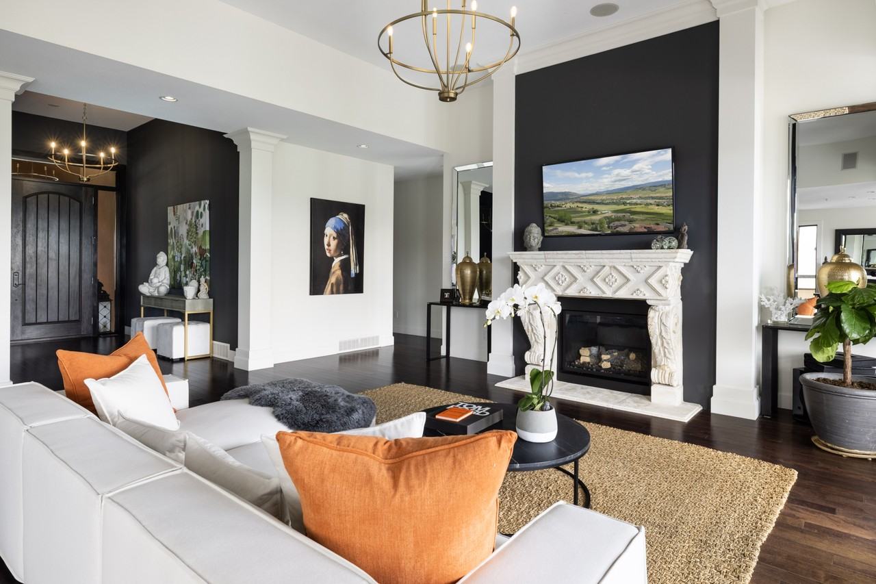 328 Cordon Pl #1 - Photo 3 of 20