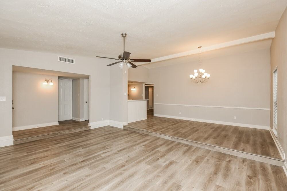 4301 Campion Ln - Photo 3 of 16