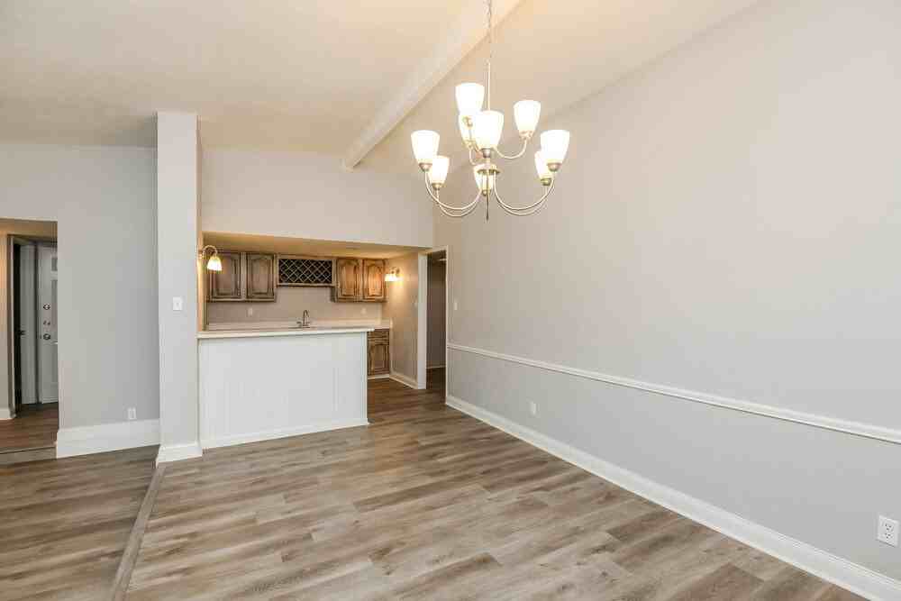 4301 Campion Ln - Photo 4 of 16