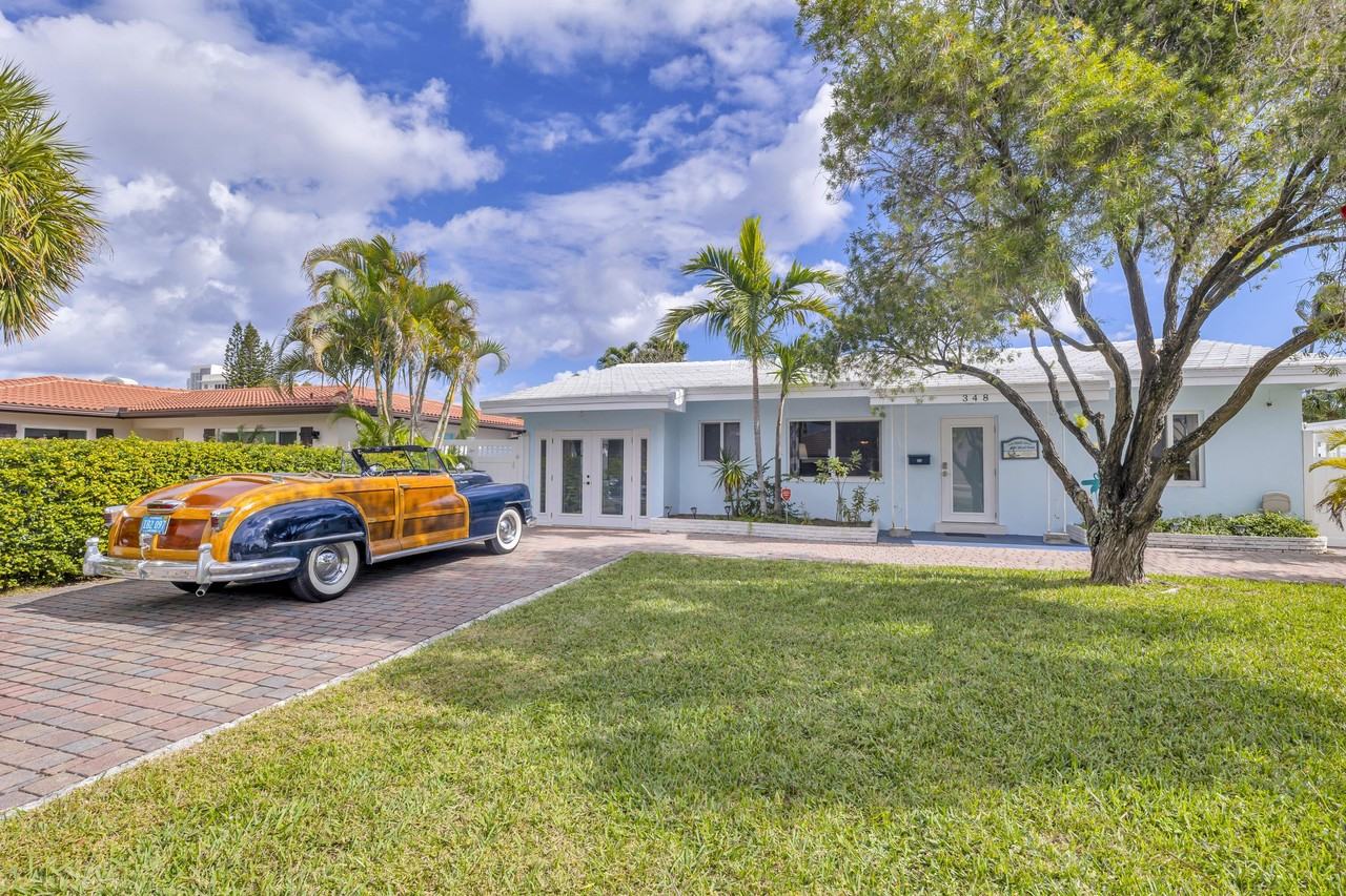 348 Se 18th Ave - Photo 4 of 50