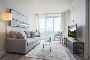 featured image of 208 Queens Quay W