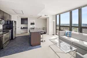 featured image of 1405 S Fern St