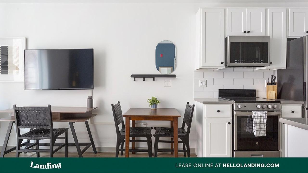 4014 Ludlow St - Photo 2 of 50