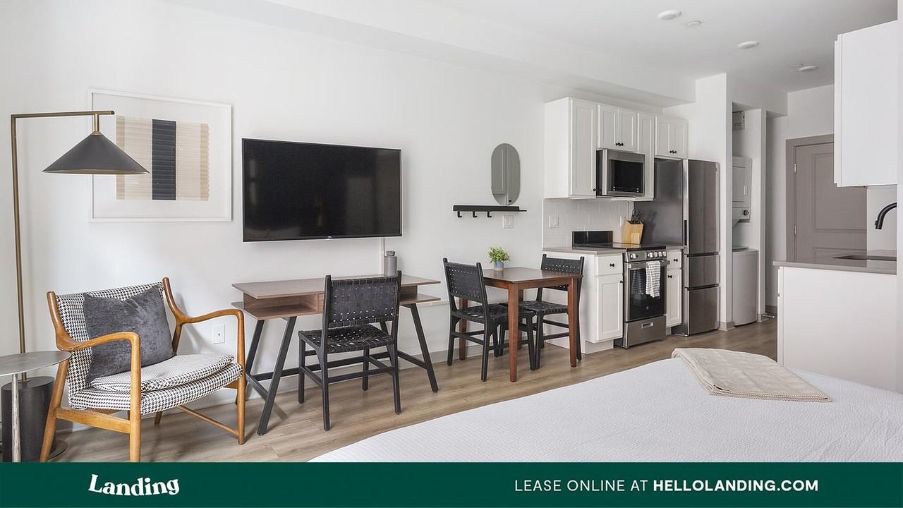 4014 Ludlow St - Photo 7 of 50