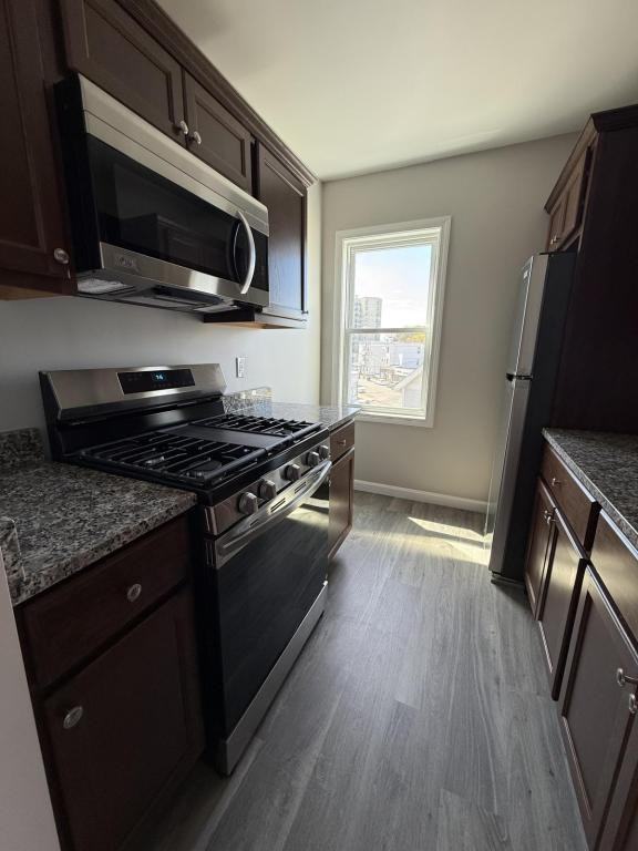 133 Bogle St - Photo 2 of 8
