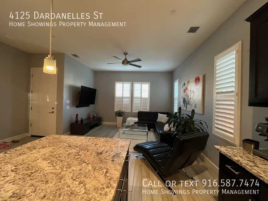 4125 Dardanelles St - Photo 2 of 9