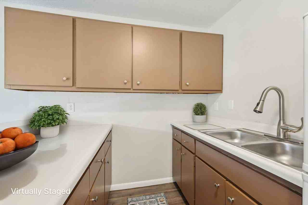 4505-4515 W 36th Half St - Photo 4 of 20