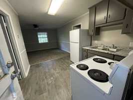 featured image of 3716 Cliffside Dr Ne