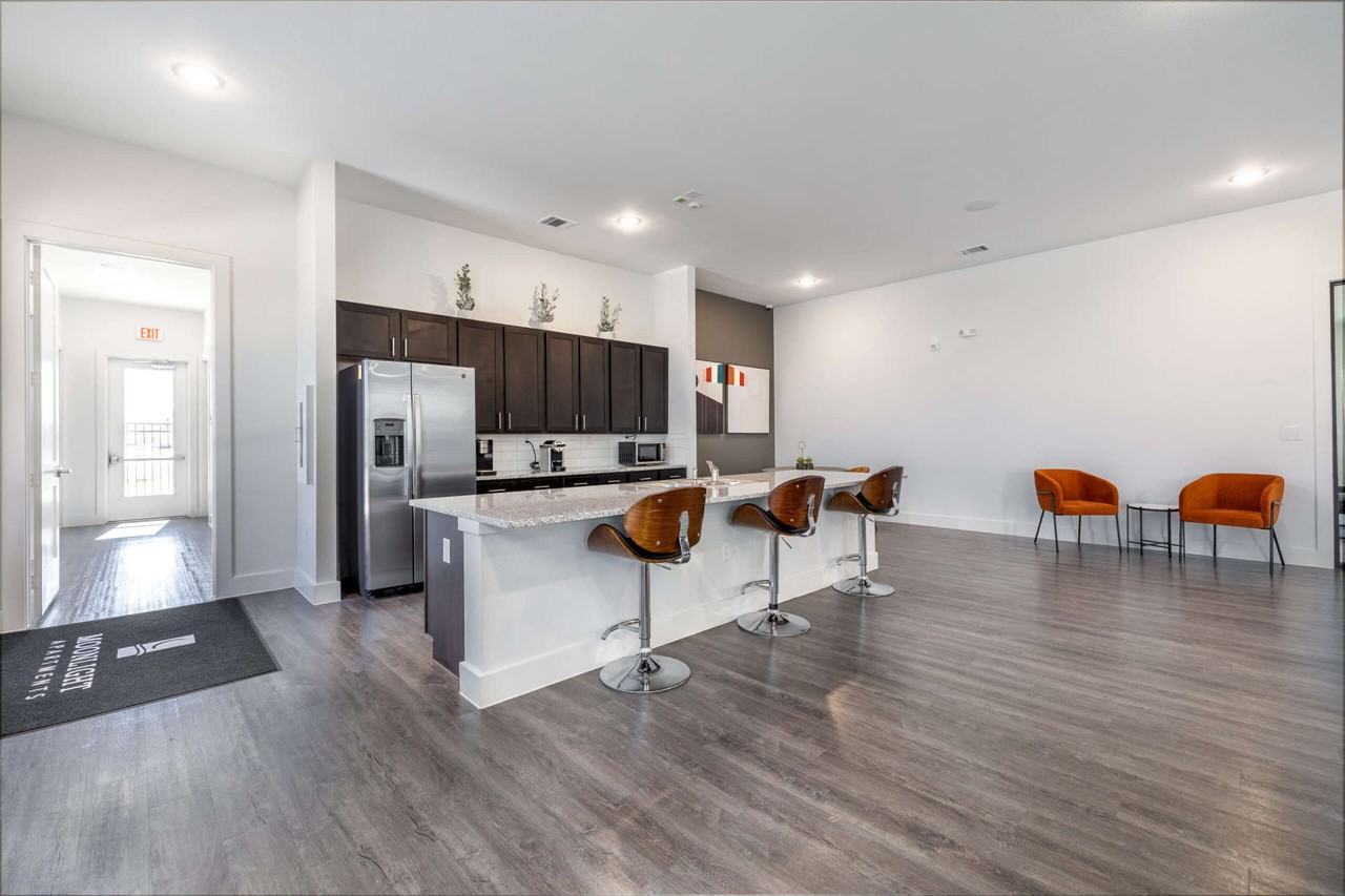 CHARLES MERLE & - Photo 6 of 27