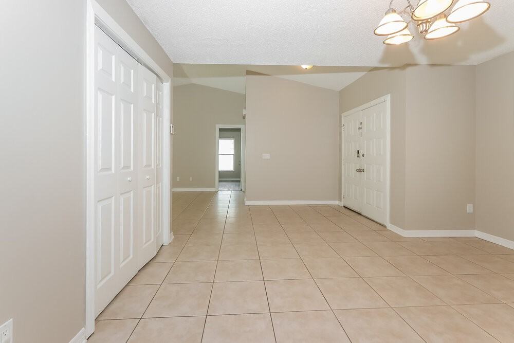 12463 Sawgrass Ct - Photo 5 of 16