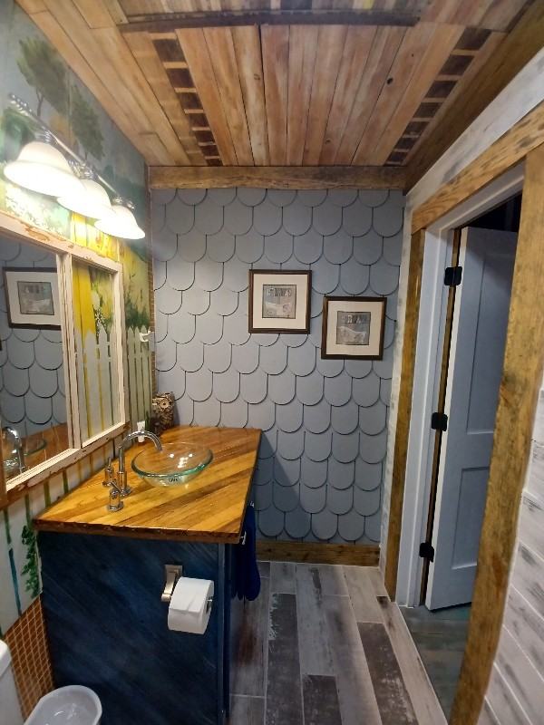 10055 Batia Ave - Photo 3 of 18