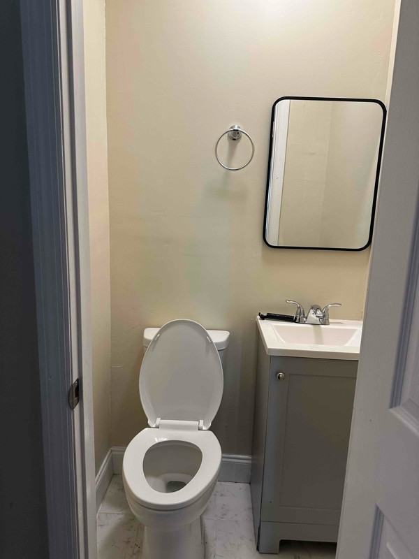 2 Houston Ave - Photo 6 of 10