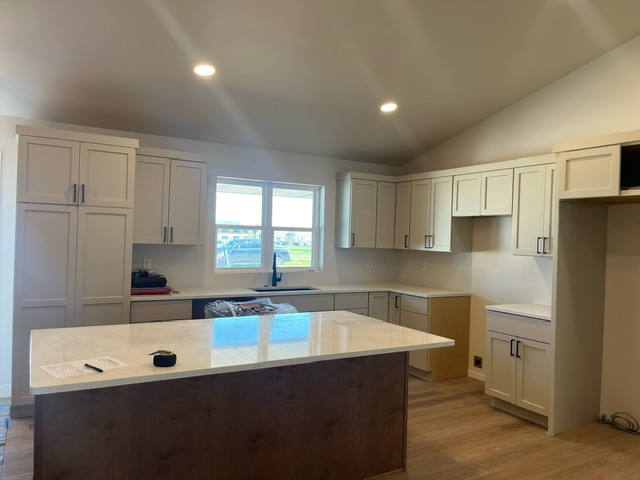 421 Founders Way #421 - Photo 2 of 6