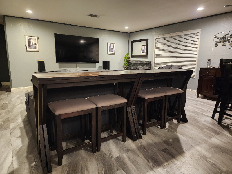 693 Seville Ln - Photo 2 of 16