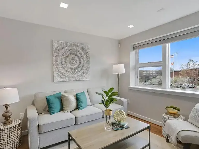 1710 Gales St Ne #4 - Photo 4 of 13