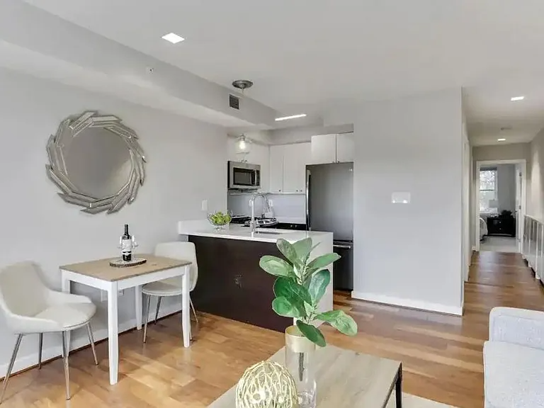 1710 Gales St Ne #4 - Photo 5 of 13