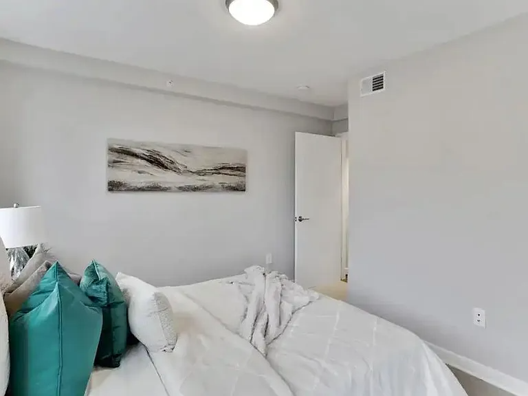 1710 Gales St Ne #4 - Photo 7 of 13