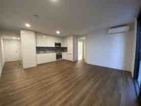 987 Queen St - Photo 1 of 1