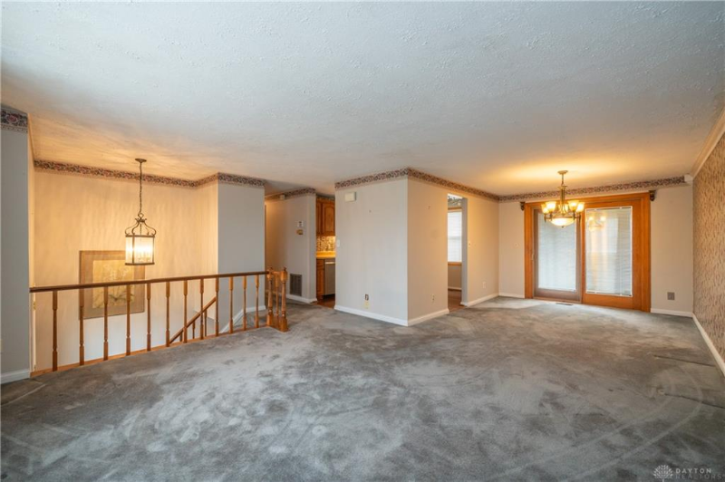 1201 Bailey Ave - Photo 2 of 15