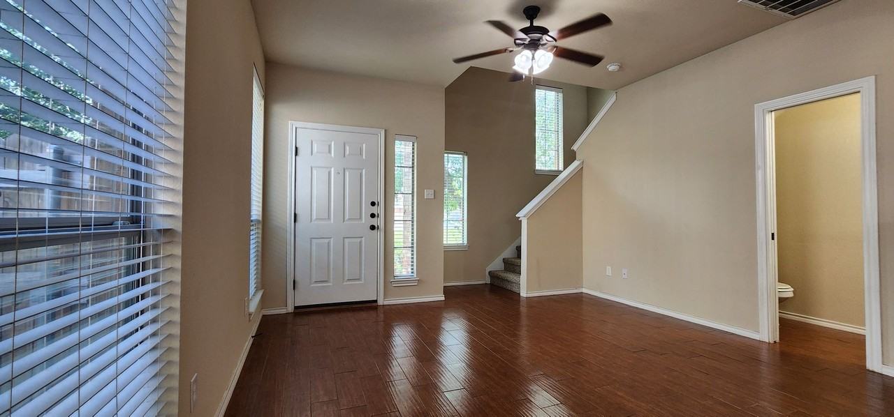 122 Sierra Rose Loop - Photo 4 of 20