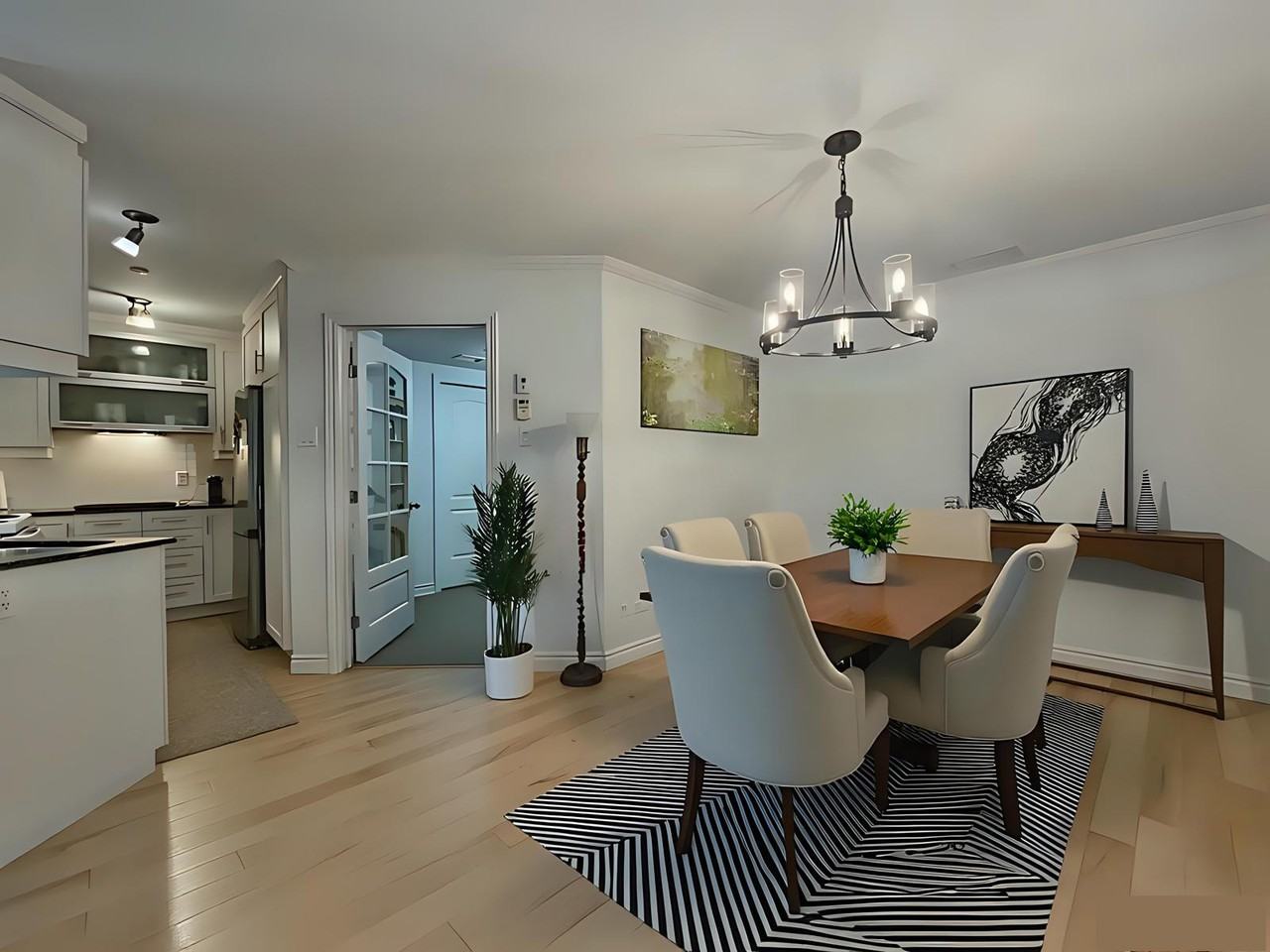 135 Rue Marcel-De la Sablonnière #102 - Photo 2 of 30