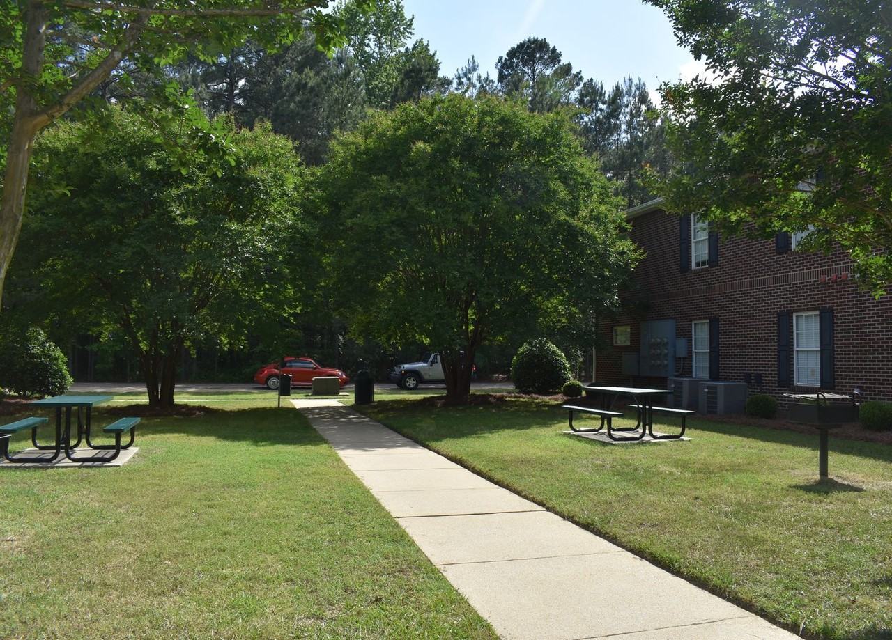 University Park Apartments - Photo 7 of 38