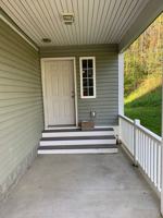 featured image of 927 W Wilson St