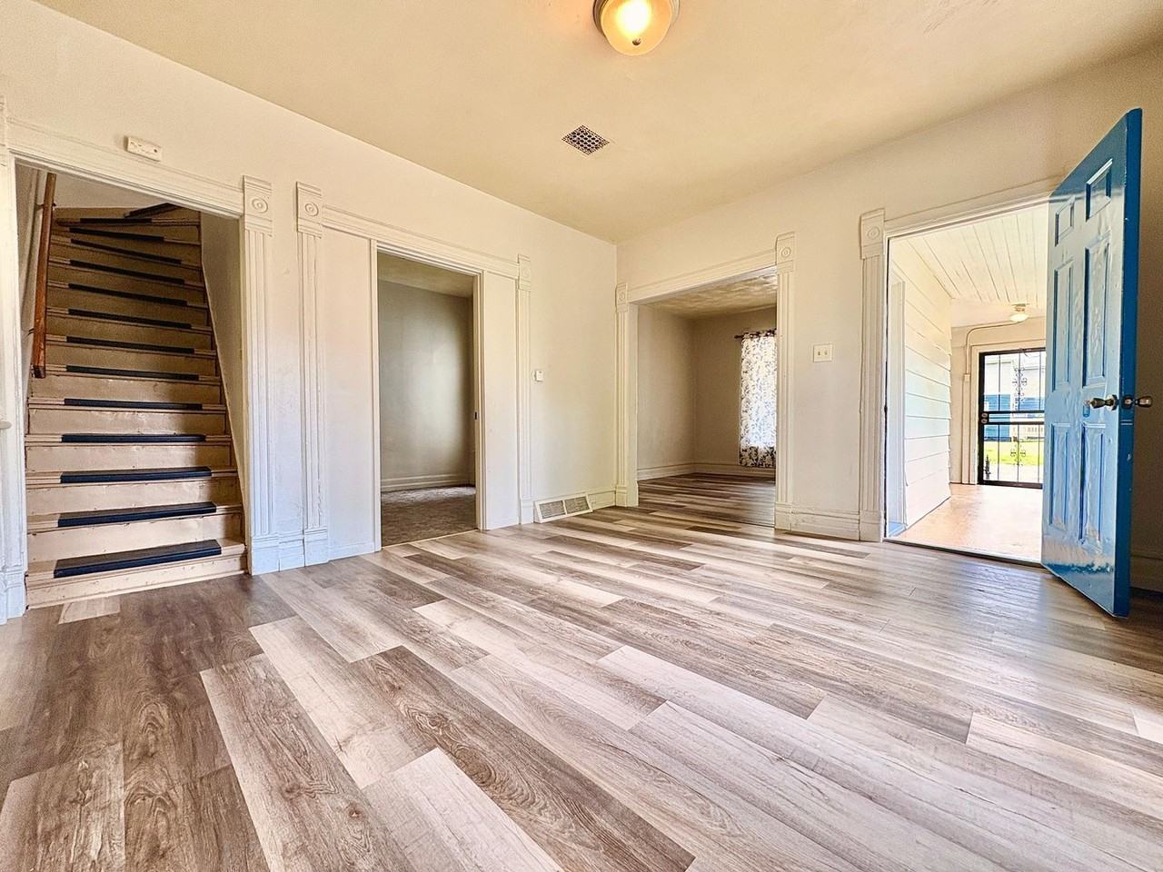 127 Elm St - Photo 5 of 19