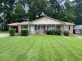 featured image of 2201 2201 Apple Valley Road A & B