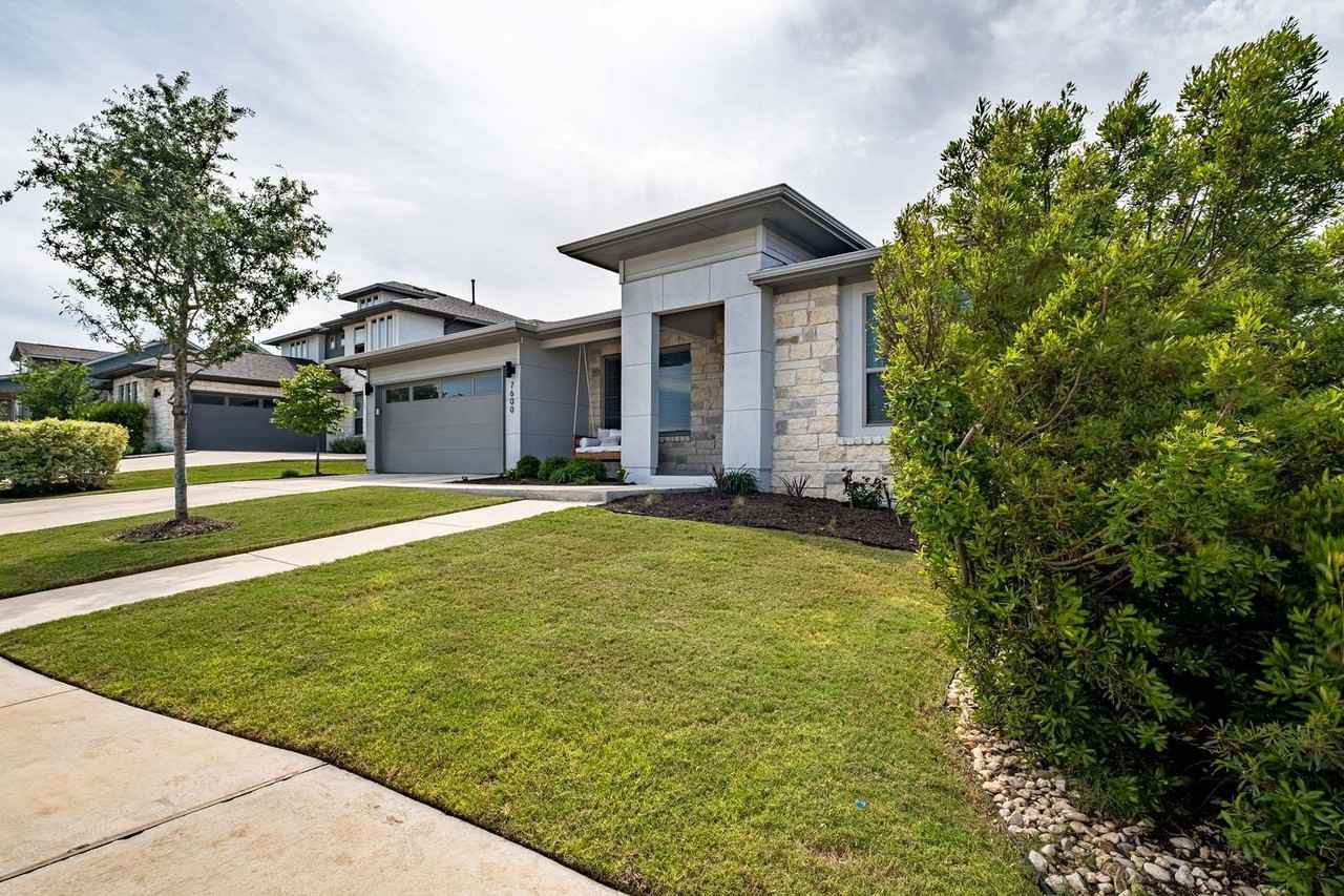 7600 Hillock Ter - Photo 3 of 33