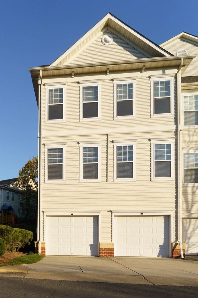 11311 Aristotle Dr - Photo 2 of 22