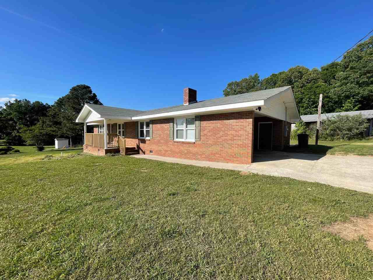 73 Bailey Rd Se - Photo 2 of 33