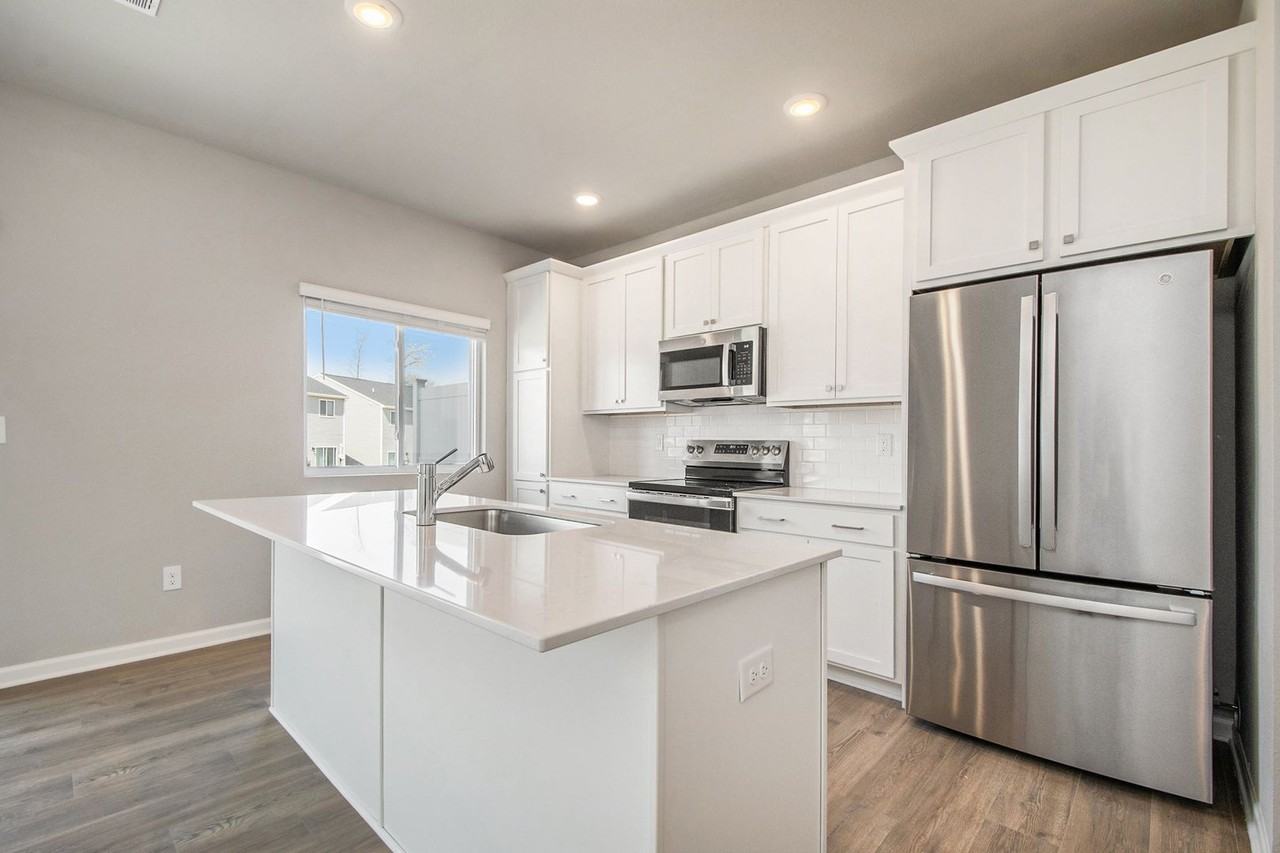 1300 1300 Trail View Court - Photo 2 of 22