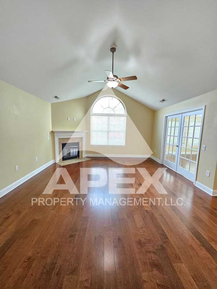 819 Pryse Farm Blvd - Photo 6 of 37