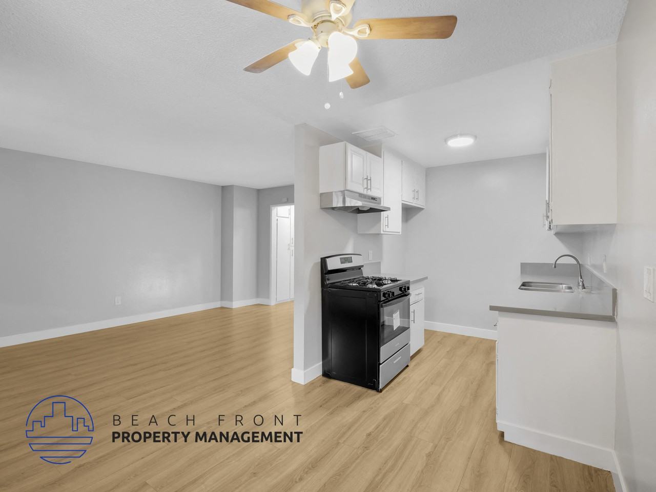 1545 Pine Ave. - Photo 6 of 14