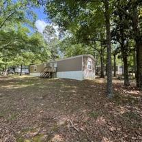 102 Falcon Dr - Photo 1 of 1