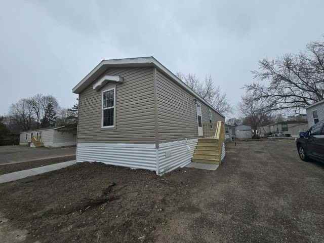 128 115th Ln Ne #473 - Photo 4 of 10