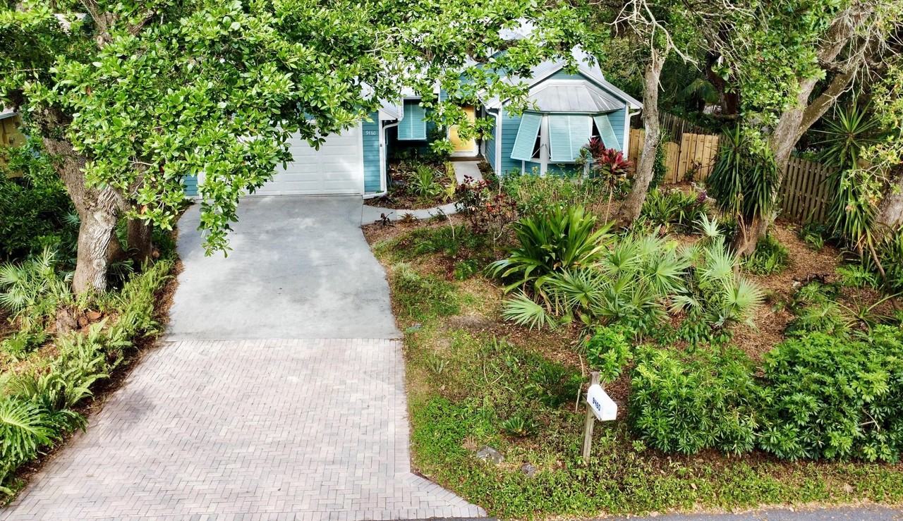 9460 Seagrape Dr - Photo 4 of 50