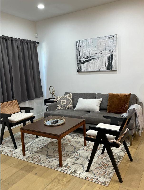 5123 Rockland Ave - Photo 3 of 17