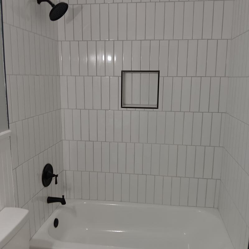 246 Mathewson Pl Sw - Photo 5 of 13
