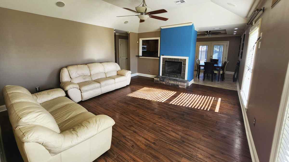 7445 Endeavors Ct - Photo 3 of 9