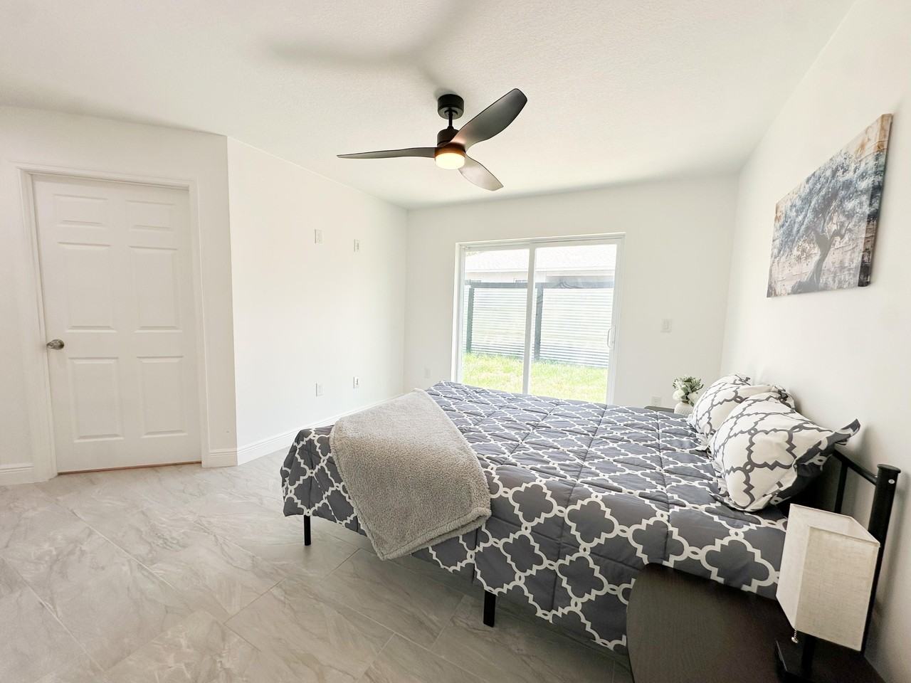 Phillips St - Photo 7 of 9