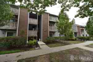 featured image of 1412 Ravens Crest Dr