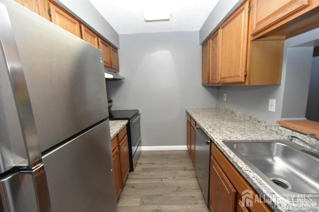 1412 Ravens Crest Dr - Photo 5 of 18