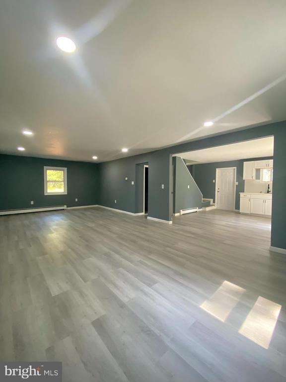 960 Carmel Rd - Photo 3 of 17