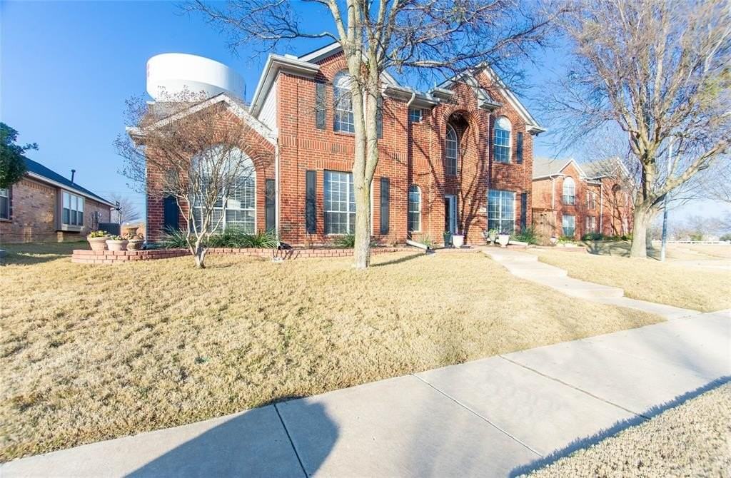 1521 Hidden Cove Ct - Photo 2 of 38