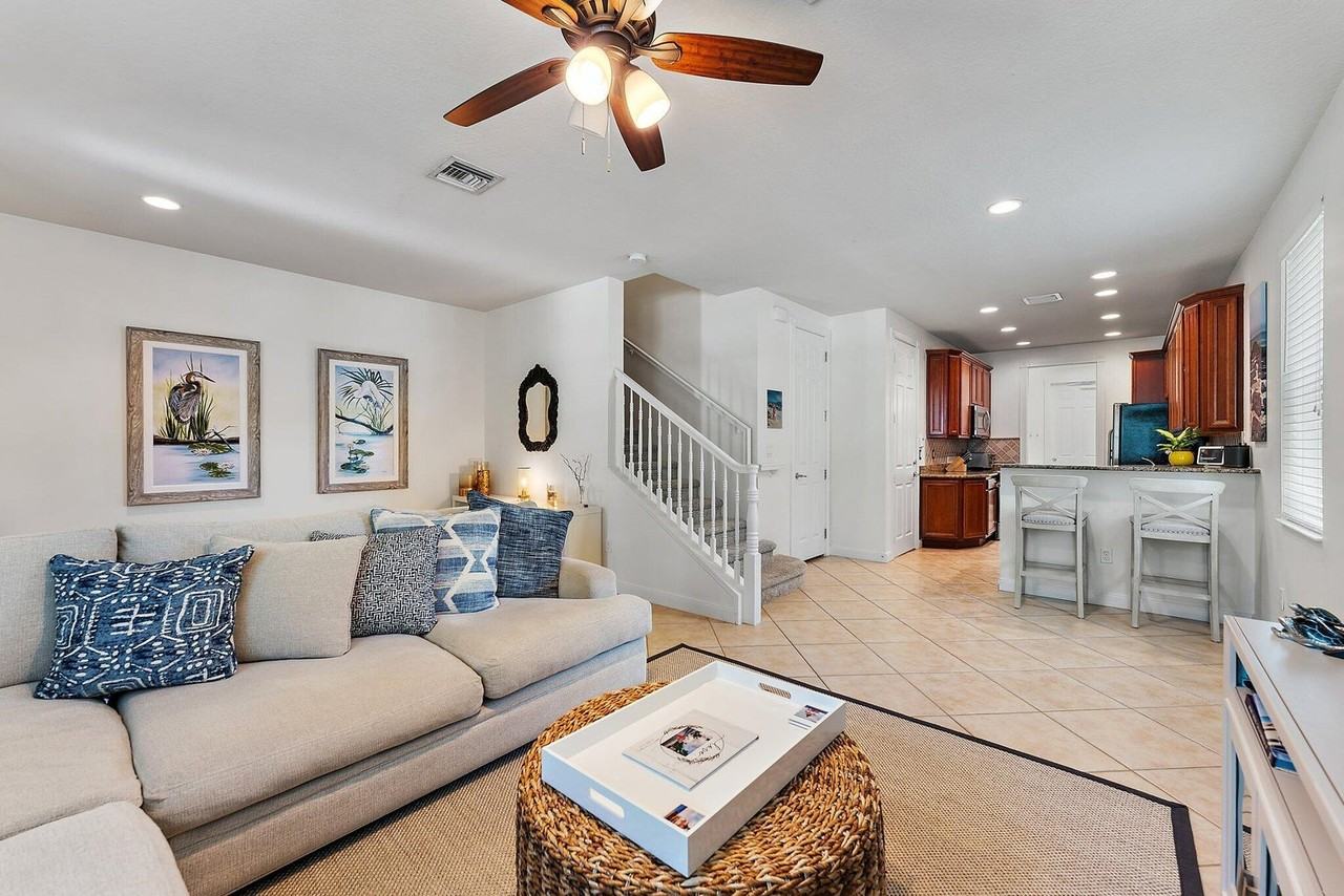 1220 Dakota Drive - Photo 5 of 17