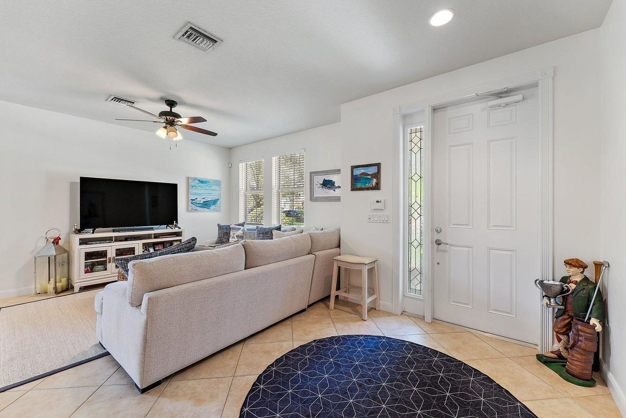 1220 Dakota Drive - Photo 6 of 17