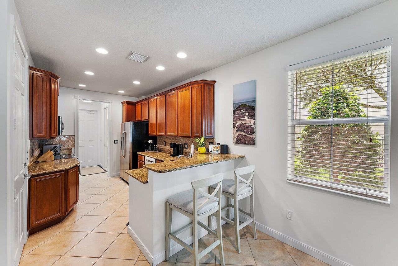 1220 Dakota Drive - Photo 7 of 17