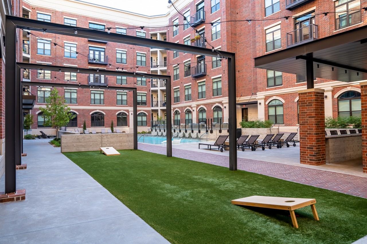 The View Residences - Photo 6 of 27